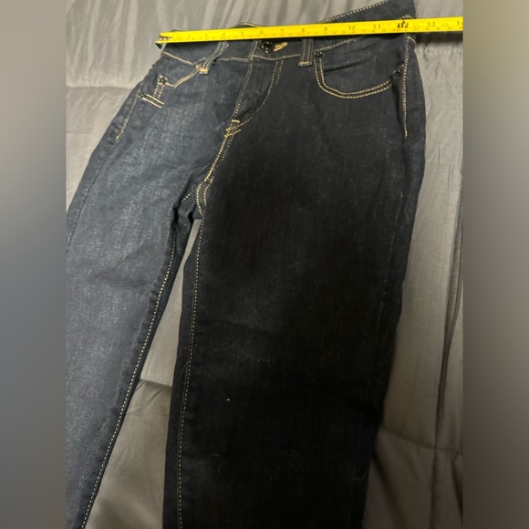 Like new Levi’s skinny jeans size 3S - Picture 13 of 14